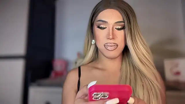 Ts glamxxxx online show from 6, 1, 2026