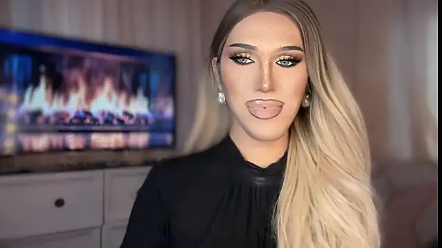 Ts glamxxxx online show from 5, 4, 2026