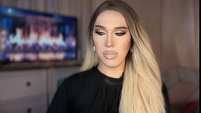 Ts glamxxxx online show from 11, 4, 2026