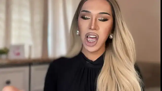 Ts glamxxxx online show from 13, 3, 2026