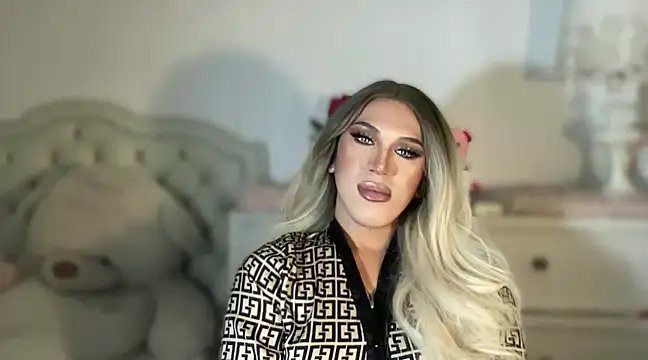 Ts glamxxxx online show from 27, 2, 2025