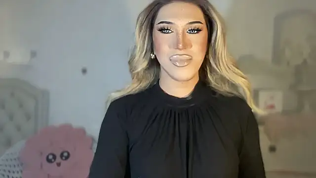 Ts glamxxxx online show from 22, 10, 2025