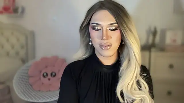 Ts glamxxxx online show from 2, 10, 2025