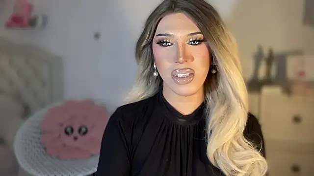 Ts glamxxxx online show from 1, 10, 2025