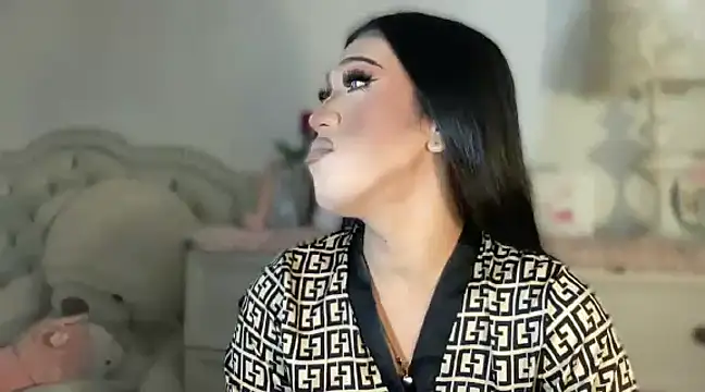 Ts glamxxxx online show from 6, 3, 2025