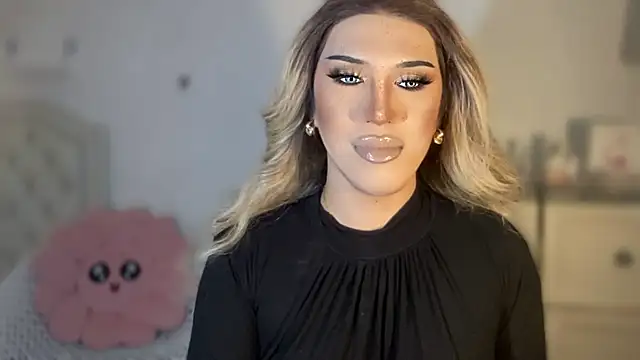 Ts glamxxxx online show from 18, 10, 2025