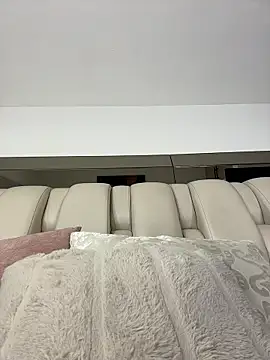 ALISSON FOXXX1 online show from 5, 4, 2026