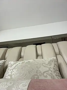 ALISSON FOXXX1 online show from 28, 3, 2026