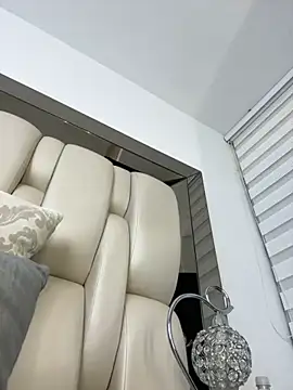 ALISSON FOXXX1 online show from 18, 9, 2025