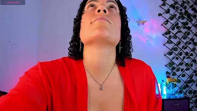 Snapshot of cailynhot chatting on 5, 7, 2026 cailynhot online show from 5, 7, 2026