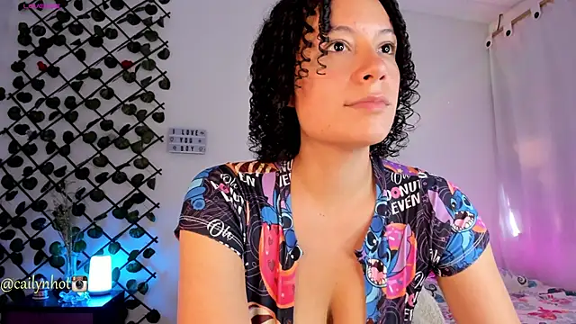 Snapshot of cailynhot chatting on 11, 2, 2026 cailynhot online show from 11, 2, 2026