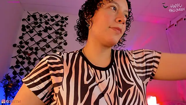 cailynhot online show from 7, 10, 2025