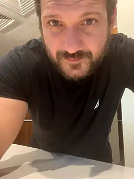 JonJ0 online show from 17, 9, 2025