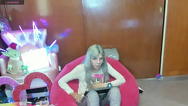Skinygirl online show from 9, 5, 2026