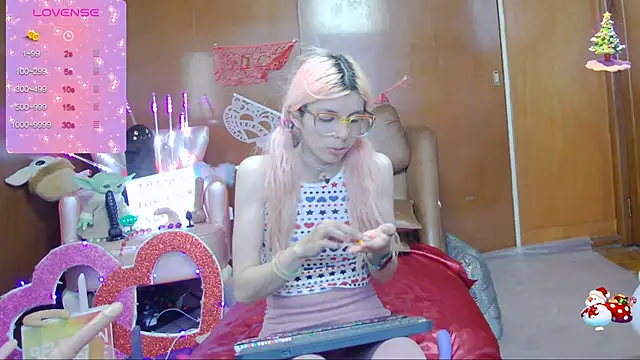 Skinygirl online show from 3, 3, 2025