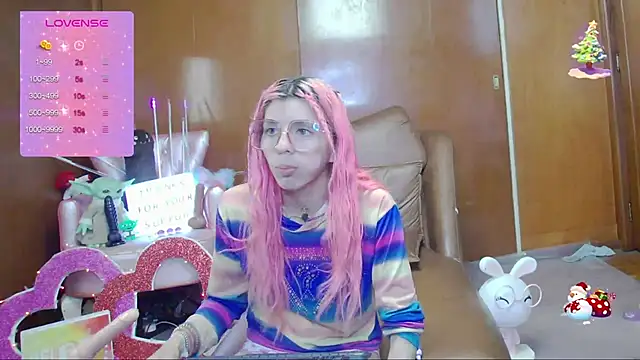 Skinygirl online show from 18, 9, 2025