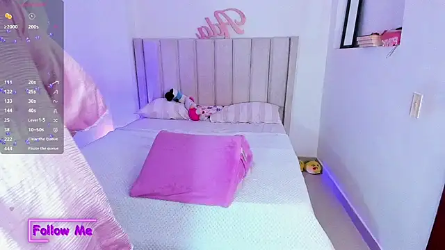 sheirysex  online show from 6, 10, 2025