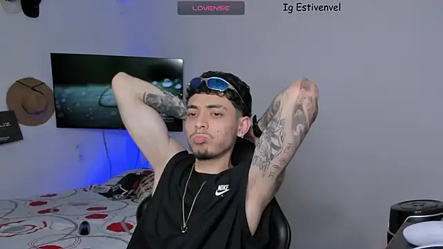 steve latin online show from 12, 11, 2025