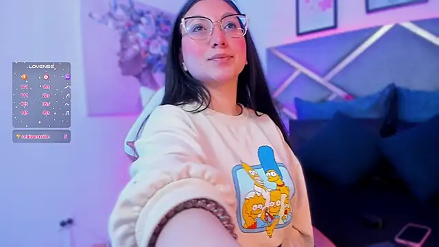 lucy neil online show from 11, 10, 2025