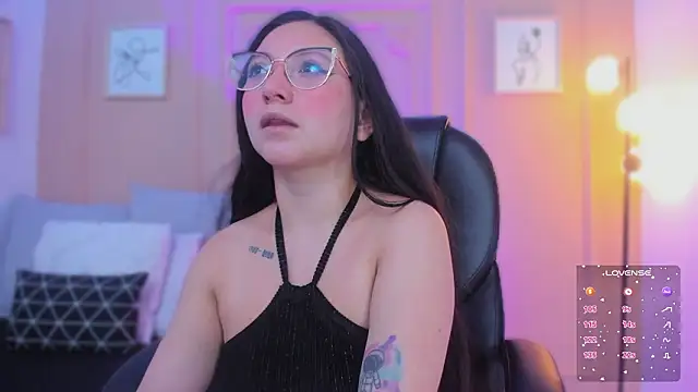 lucy neil online show from 21, 2, 2026