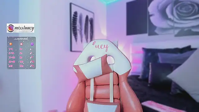 lucy neil online show from 29, 9, 2025