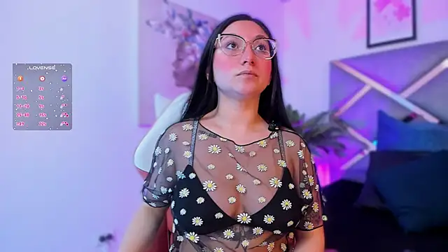 lucy neil online show from 16, 10, 2025