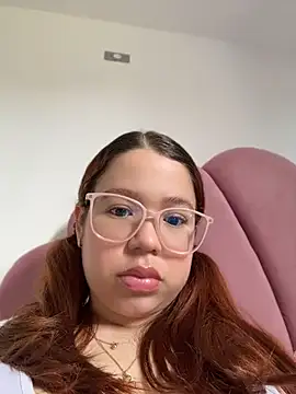 Lucyklein2022 online show from 21, 7, 2026