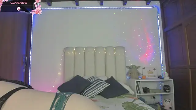 yelenaowens online show from 2, 6, 2026