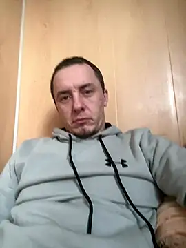 Snapshot of Fenix25f chatting on 25, 11, 2025 Fenix25f online show from 25, 11, 2025