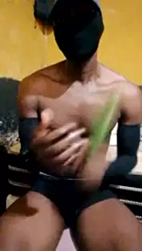 Snapshot of LULE37587001 chatting on 18, 2, 2026 LULE37587001 online show from 18, 2, 2026