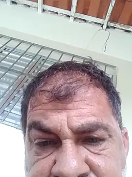 Peludo173317 online show from 18, 12, 2025