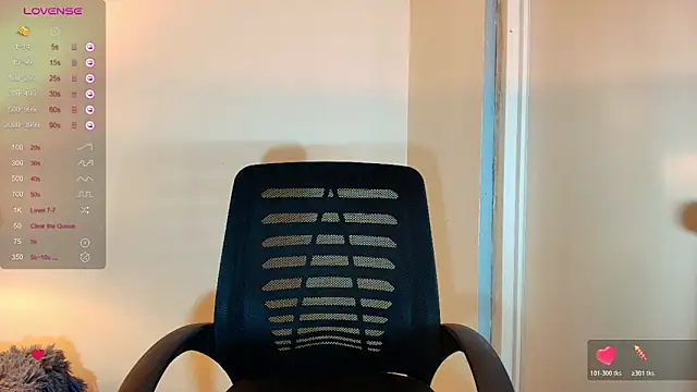 FuckDollNicky online show from 25, 4, 2026