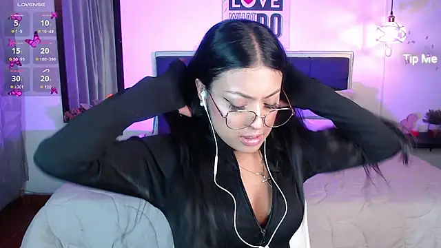 vaness weet online show from 6, 3, 2025