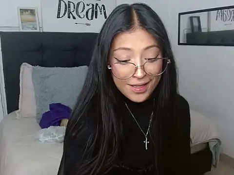 vaness weet online show from 4, 10, 2025