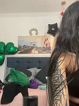 vaness weet online show from 18, 3, 2025