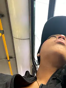 vaness weet online show from 9, 1, 2026