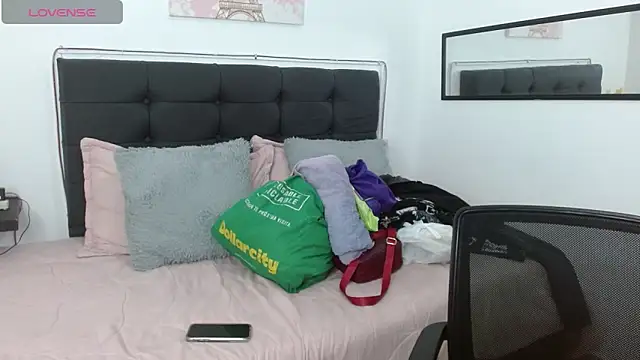 vaness weet online show from 3, 4, 2026