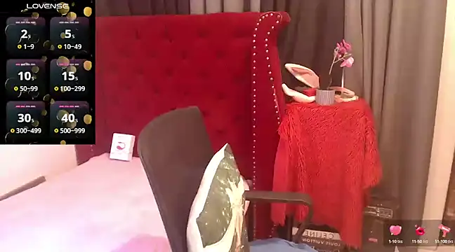 yourhotbella12 online show from 3, 1, 2025