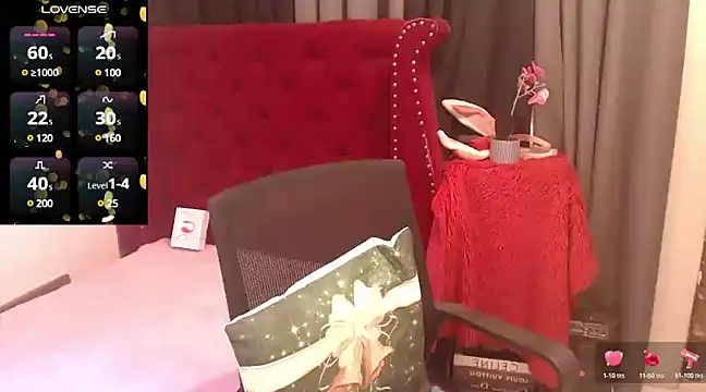 yourhotbella12 online show from 4, 1, 2025