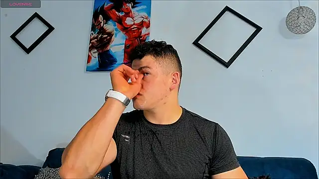 Snapshot of Leonsmoron chatting on 4, 11, 2025 Leonsmoron online show from 4, 11, 2025