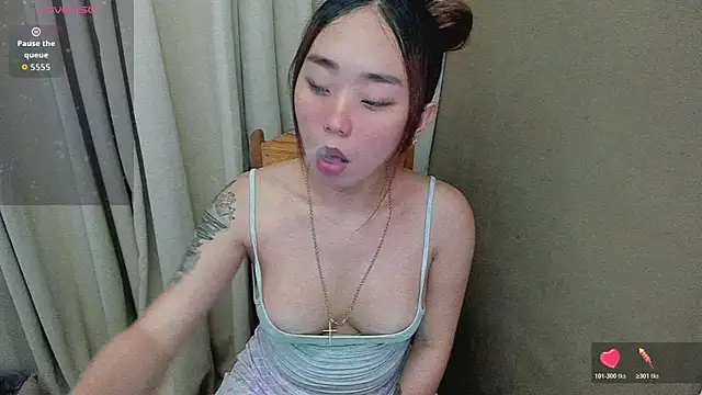 MissAyaCollins online show from 23, 11, 2025