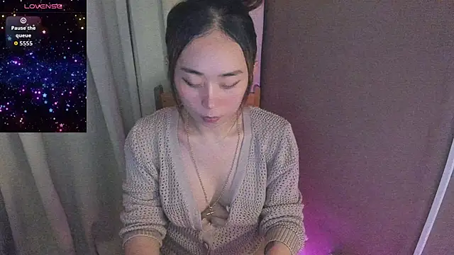 MissAyaCollins online show from 13, 11, 2025