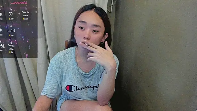 MissAyaCollins online show from 7, 10, 2025