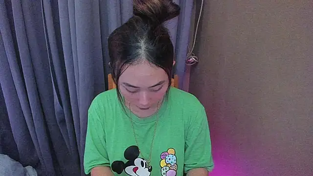 MissAyaCollins online show from 14, 9, 2025