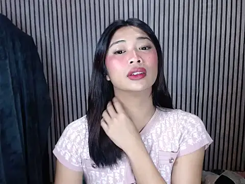 Maria-Moore online show from 21, 10, 2025