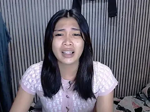 Maria-Moore online show from 3, 10, 2025