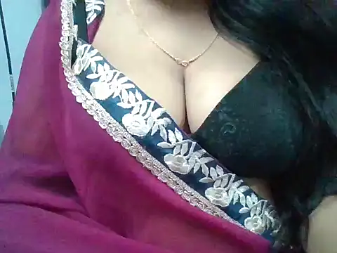 Roopshikha39 online show from 7, 11, 2025