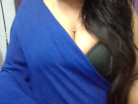 Roopshikha39 online show from 11, 11, 2025