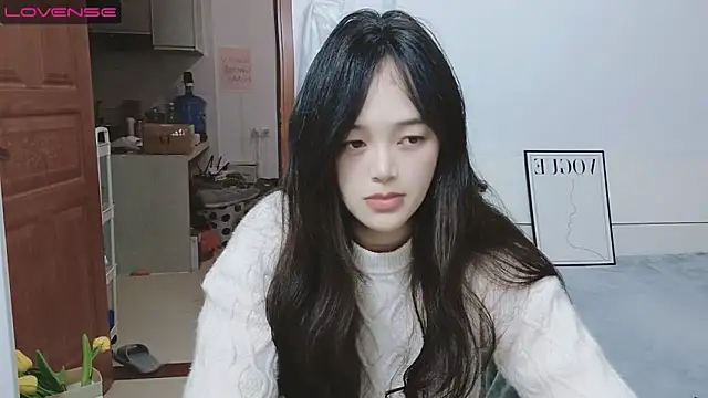 Snapshot of QiuPeiPeimmm chatting on 28, 2, 2025 QiuPeiPeimmm online show from 28, 2, 2025