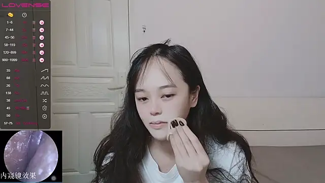 Snapshot of QiuPeiPeimmm chatting on 24, 10, 2025 QiuPeiPeimmm online show from 24, 10, 2025